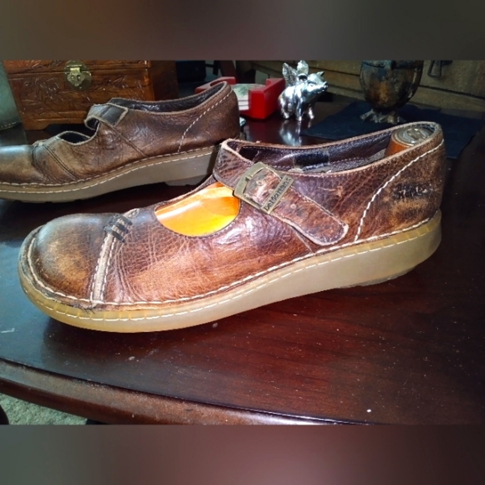 vintage dr Martens mary Jane shows...womens size 9...mens size 8